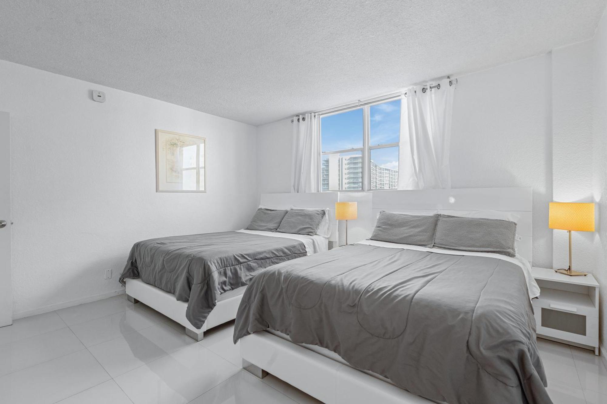 Great Apartment With Beach Access Hollywood Buitenkant foto